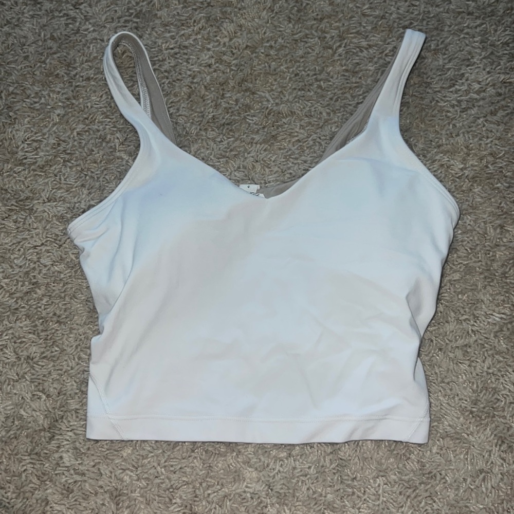 white lululemon cropped align tank